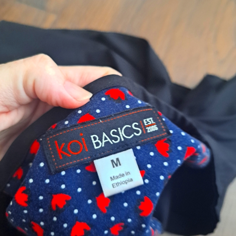 Srubs - Picture 6 of 6